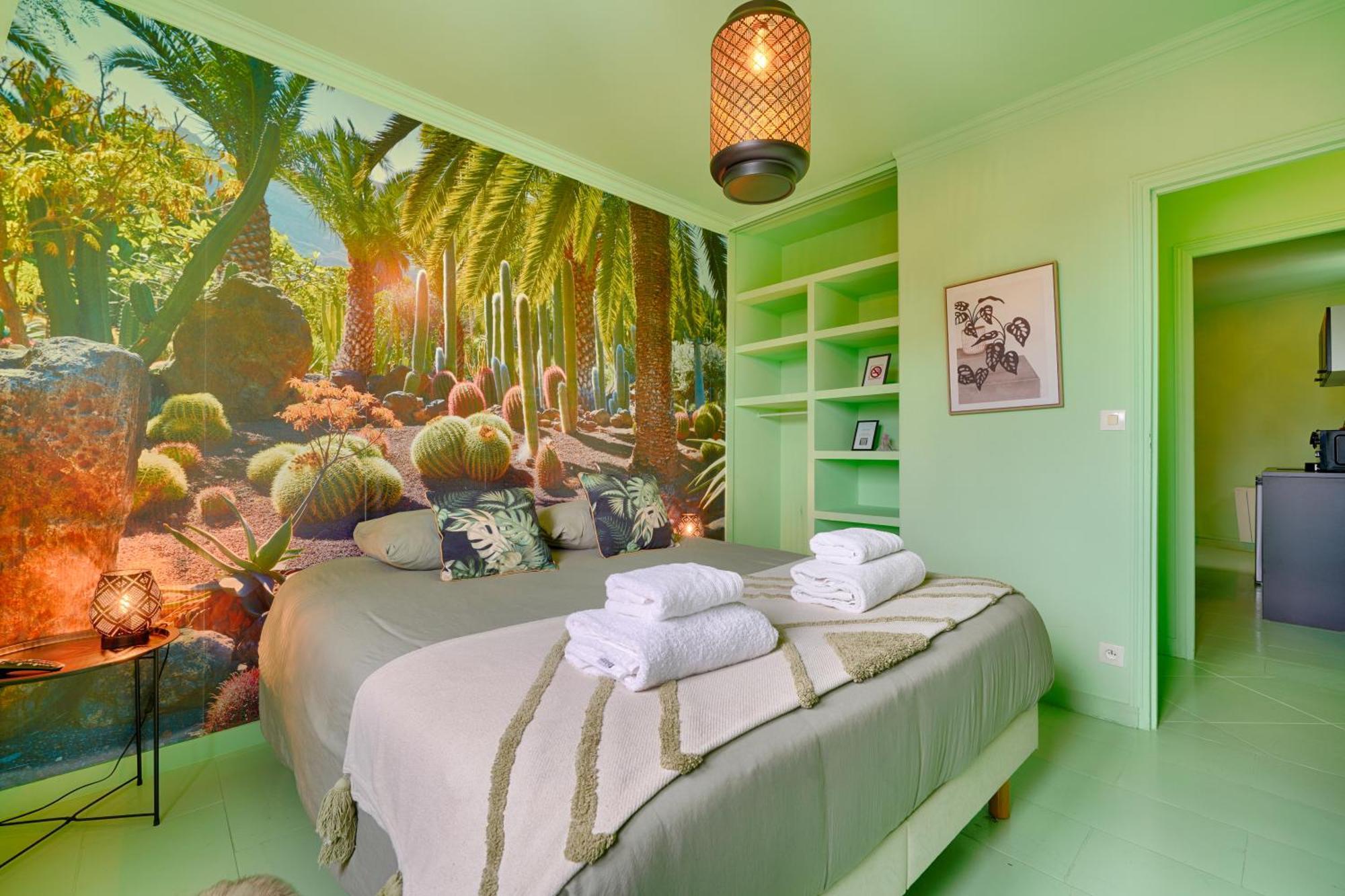 Luxury Magic Cactus Garden, Paris 0Rly Avec Jacuzzi Apartment วิญู-ซูร์-เซน ภายนอก รูปภาพ