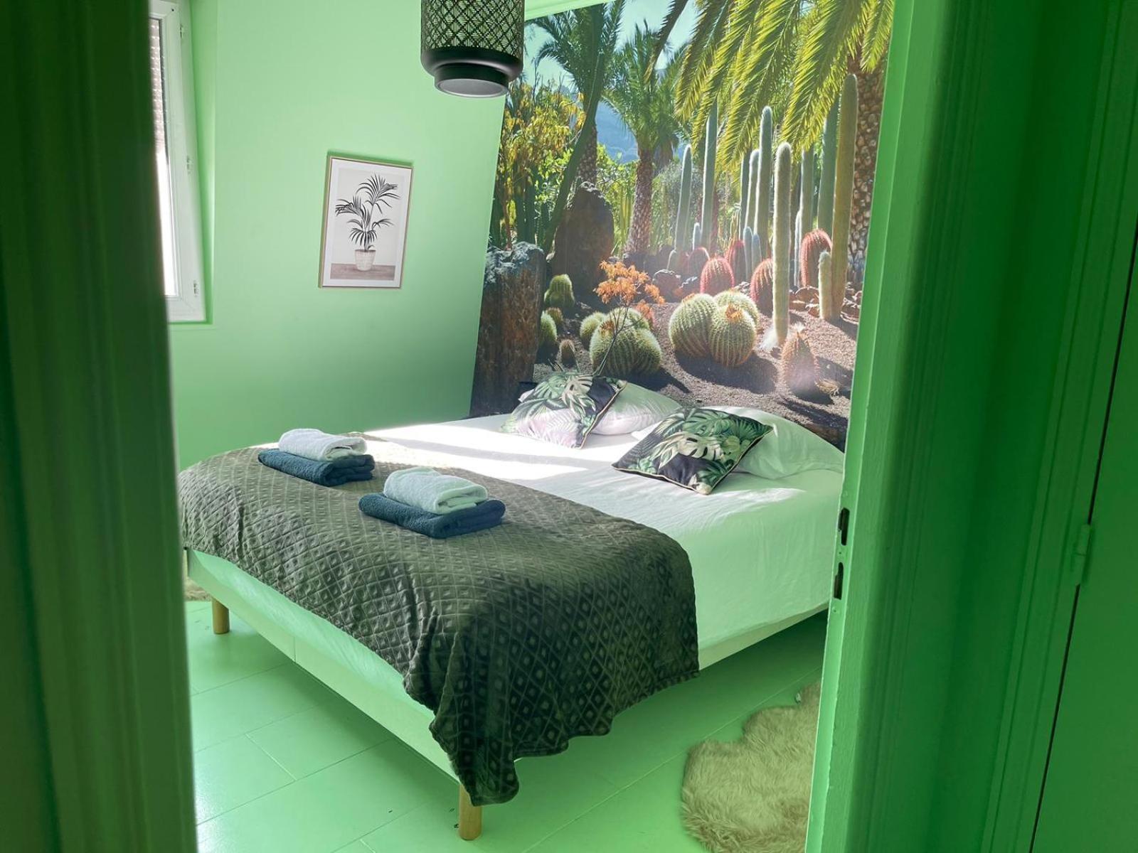 Luxury Magic Cactus Garden, Paris 0Rly Avec Jacuzzi Apartment วิญู-ซูร์-เซน ภายนอก รูปภาพ
